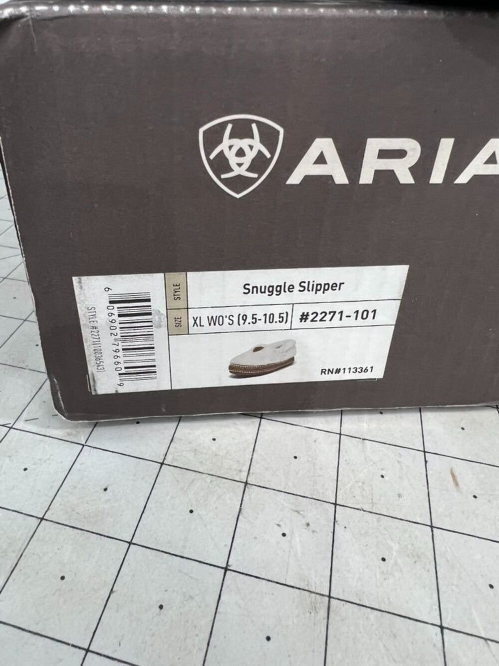 Ariat Women's Snuggle Slippers Appaloosa XL (9.5-10.5) #2271-101 New - Picture 3 of 9